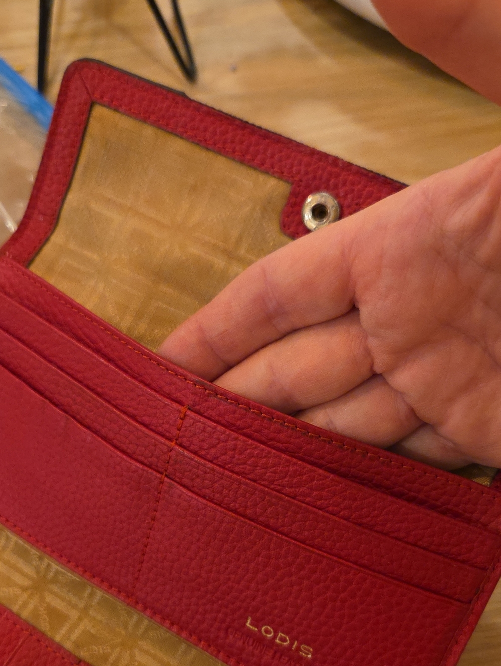LODIS Kate Red Leather Long Wallet - Picture 15 of 16